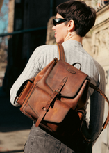 Load image into Gallery viewer, F-125 | ტყავის ზურგჩანთა/ხელით შეკერილი