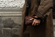Load image into Gallery viewer, G-102 | ხელნაკეთი ჩანთა/crossbody/clutch