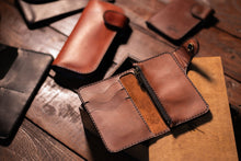 Load image into Gallery viewer, ბაიკერული საფულე ჩამკეტით - (P-112)