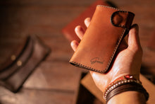 Load image into Gallery viewer, ბაიკერული საფულე ჩამკეტით - (P-112)