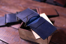 Load image into Gallery viewer, მამაკაცის საფულე, ფულის დამჭერით - (B-112)