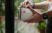 Load image into Gallery viewer, K-104 | ქალის ყველაზე ტევადი საფულე/ქლაჩი