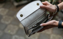 Load image into Gallery viewer, K-104 | ქალის ყველაზე ტევადი საფულე/ქლაჩი