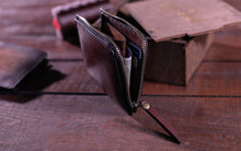 Load image into Gallery viewer, ტყავის საფულე (P-128)