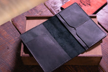 Load image into Gallery viewer, ტყავის საპასპორტე - (PP-104)