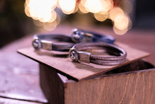 Load image into Gallery viewer, ტყავის სამაჯური ვერცხლის ბალთით (SM-101) (SM-102)