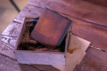 Load image into Gallery viewer, ტყავის საფულე (P-128)