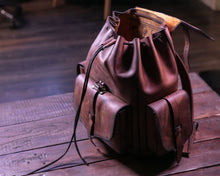 Load image into Gallery viewer, F-125 | ტყავის ზურგჩანთა/ხელით შეკერილი