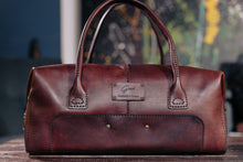 Load image into Gallery viewer, D-101 | ტყავის სამგზავრო ჩანთა, უნისექსი