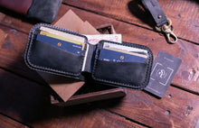 Load image into Gallery viewer, B-118 | კლასიკური Bi-fold საფულე / კაცი