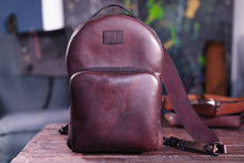 Load image into Gallery viewer, F-128 | ზურგჩანთა/ნატურალური ტყავი/ხელით შეკერილი