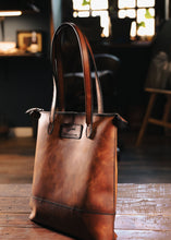Load image into Gallery viewer, F-129 | ტყავის ჩანთა/Tote Bag