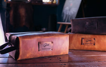 Load image into Gallery viewer, A-103 | კოსმეტიკის ჩანთა, უნისექსი