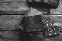 Load image into Gallery viewer, კლასიკური Bi-fold საფულე - (B-101)