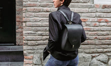 Load image into Gallery viewer, F-112 | ტყავის ზურგჩანთა/ ქალი