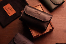 Load image into Gallery viewer, K-100 | ტყავის საფულე, ქალი