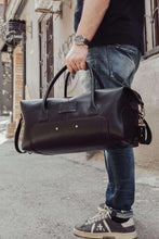 Load image into Gallery viewer, D-101 | ტყავის სამგზავრო ჩანთა, უნისექსი