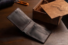 Load image into Gallery viewer, კლასიკური Bi-fold საფულე - (B-102)