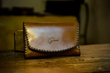 Load image into Gallery viewer, ტყავის სათუთუნე - (C-103)