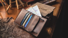 Load image into Gallery viewer, Bi-fold საფულე სახურდით (B-119)