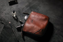 Load image into Gallery viewer, A-102 | კოსმეტიკის ჩანთა, ქალი