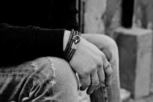 Load image into Gallery viewer, ტყავის სამაჯური ვერცხლის ბალთით (SM-103) (SM-104)