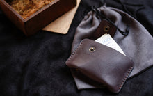 Load image into Gallery viewer, ტყავის საბარათე - (S-109)