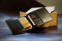 Load image into Gallery viewer, მამაკაცის საფულე, ფულის დამჭერით - (B-112)