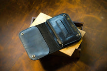 Load image into Gallery viewer, C-102 | სათუთუნე/ნატურალური ტყავი