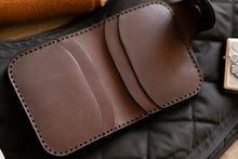 Load image into Gallery viewer, ბაიკერული საფულე ჩამკეტით - (P-126)