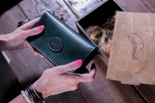 Load image into Gallery viewer, ქალის საფულე - (K-109)