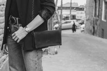 Load image into Gallery viewer, ქალის ჩანთა (F-124)