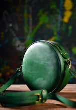 Load image into Gallery viewer, ტყავის ხალნაკეთი ჩანთა - (F-111)