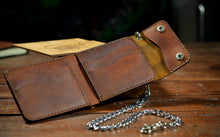 Load image into Gallery viewer, ბაიკერული საფულე, ჯაჭვით (B-117)