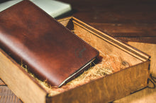 Load image into Gallery viewer, ტყავის ხელნაკეთი ყდა ბლოკნოტისთვის - (N-102)