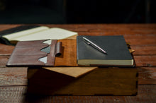 Load image into Gallery viewer, ტყავის ხელნაკეთი ყდა ბლოკნოტისთვის - (N-102)