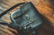 Load image into Gallery viewer, ჩანთა - (F-117)