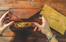 Load image into Gallery viewer, ქალის საფულე - (K-103)