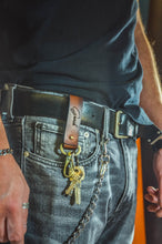 Load image into Gallery viewer, გასაღების საკიდი/საქამრე - (H-101)