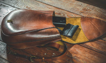 Load image into Gallery viewer, F-112 | ტყავის ზურგჩანთა/ ქალი