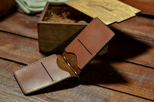 Load image into Gallery viewer, მამაკაცის საფულე, ფულის დამჭერით - (B-112)