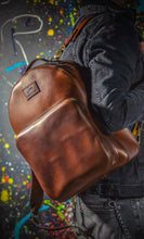 Load image into Gallery viewer, F-116 | ზურგჩანთა/ნატურალური ტყავი/ხელით შეკერილი