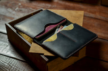 Load image into Gallery viewer, ტყავის საპასპორტე (PP-105)