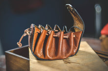 Load image into Gallery viewer, ტყავის ხელნაკეთი ქისა/ჩანთა - (H-107)