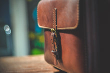 Load image into Gallery viewer, F-114 | კლასიკური ჩანთა Tote bag