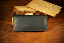 Load image into Gallery viewer, ტყავის საფულე - (V-110)