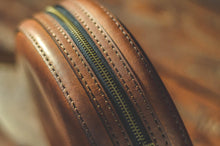 Load image into Gallery viewer, ტყავის ხალნაკეთი ჩანთა - (F-111)