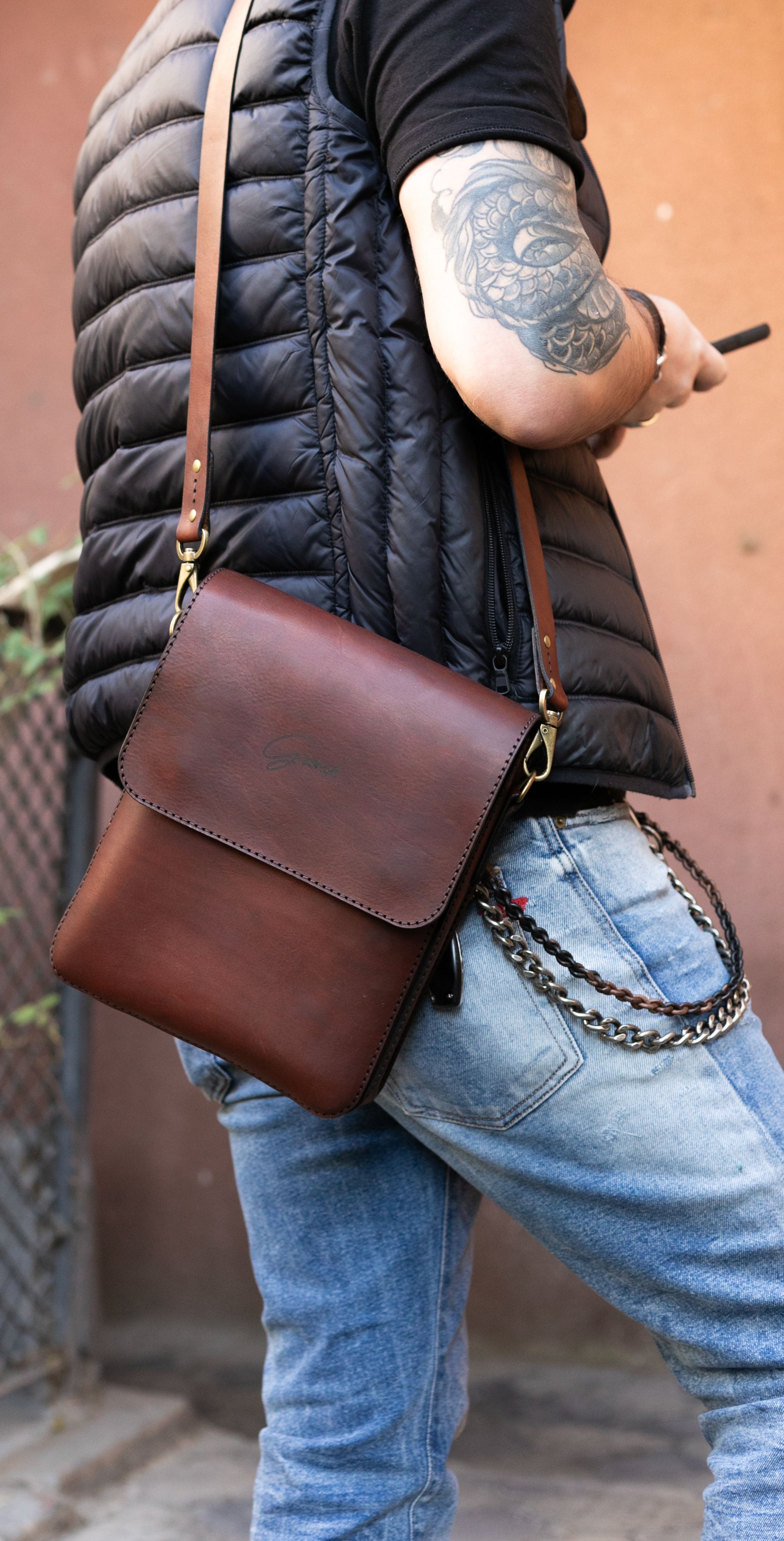 F-107 | ტყავის ჩანთა/Crossbody (Size L)