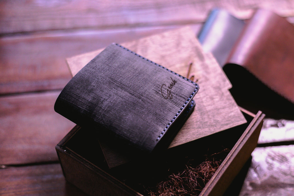 Bi-fold საფულე სახურდით (B-119)