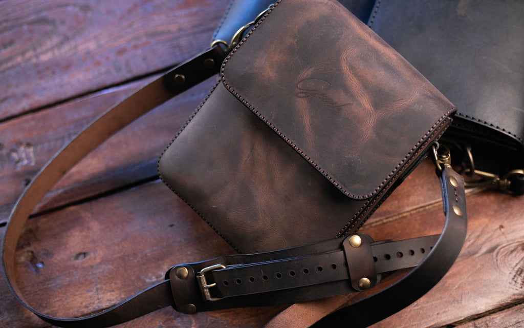 F-130 | ტყავის ჩანთა/Crossbody (Size S)